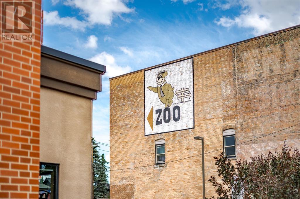 Single Family House 4 Level for Sale in  Inglewood Grove SE Inglewood Calgary 