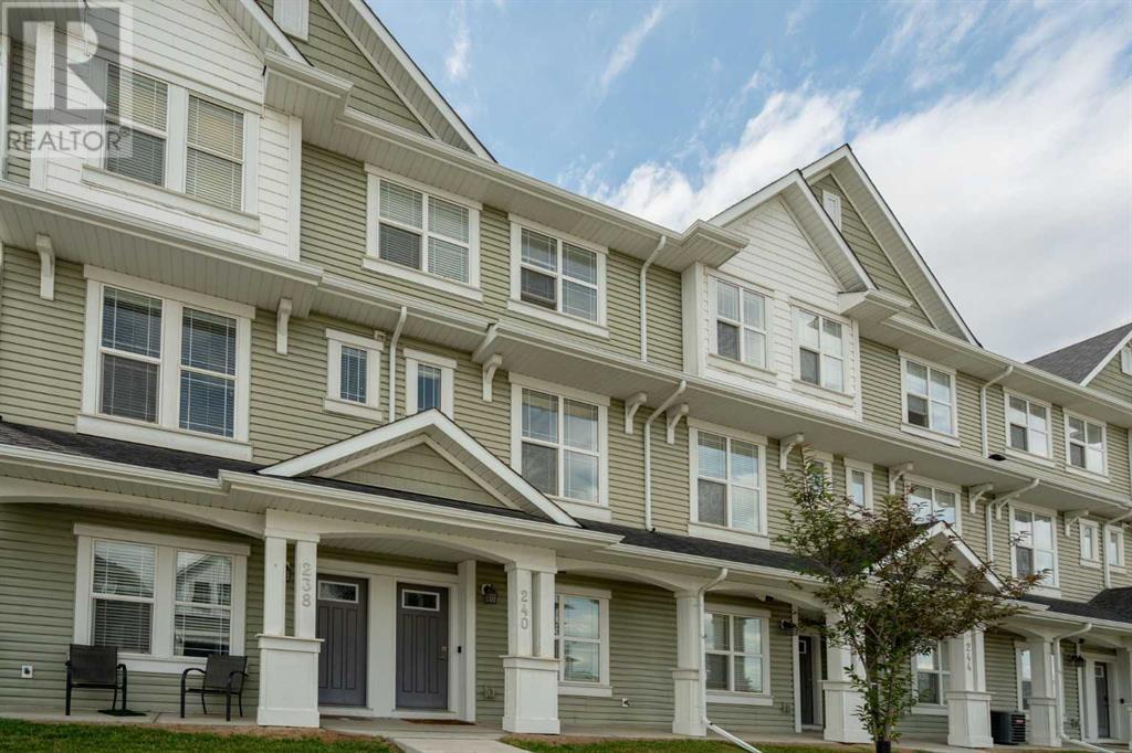 Single Family House for Sale in  Copperleaf Way SE Copperfield Calgary 
