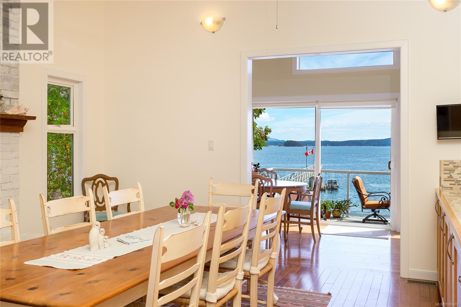  73 McKenzie Crescent, Piers Island