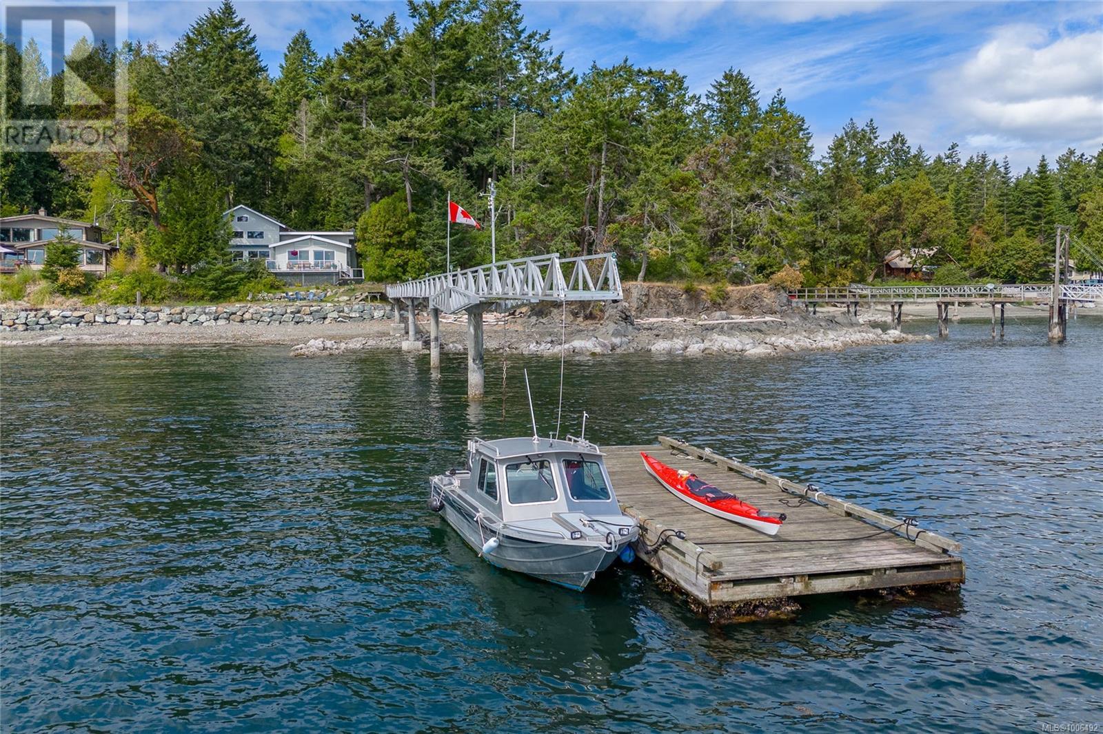  73 McKenzie Crescent, Piers Island