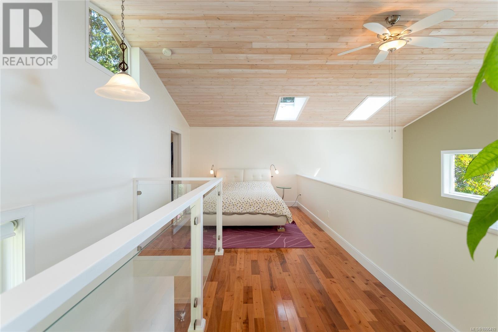 73 McKenzie Crescent, Piers Island