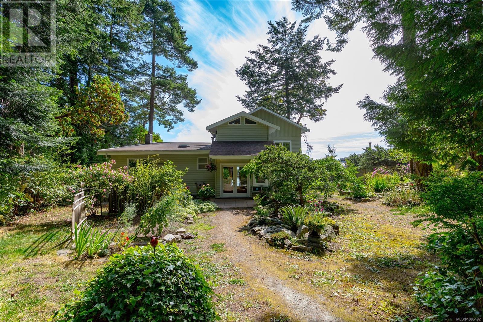  73 McKenzie Crescent, Piers Island