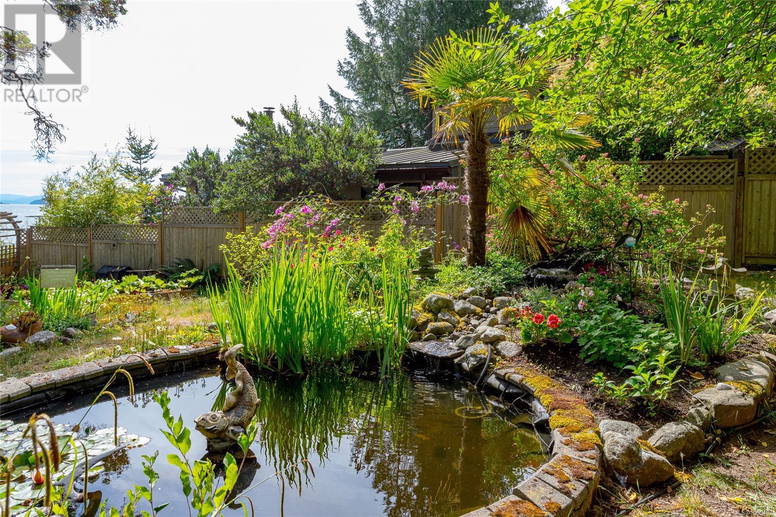  73 McKenzie Crescent, Piers Island