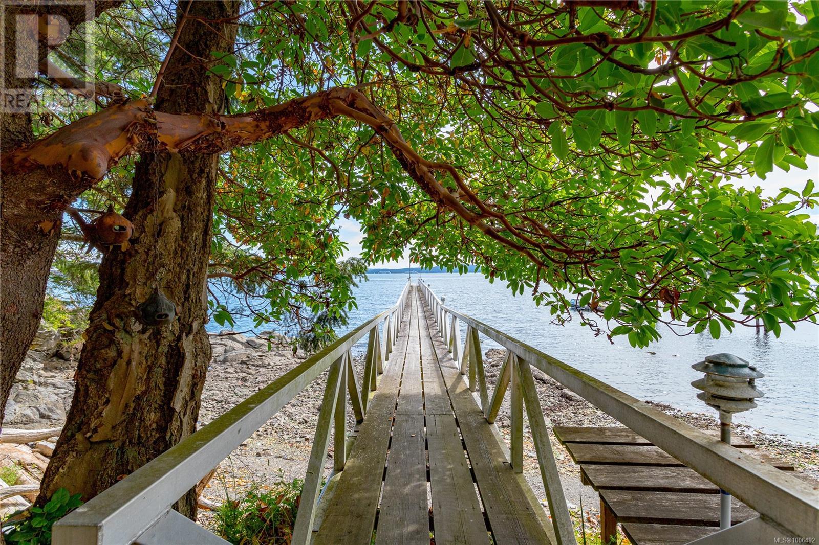  73 McKenzie Crescent, Piers Island