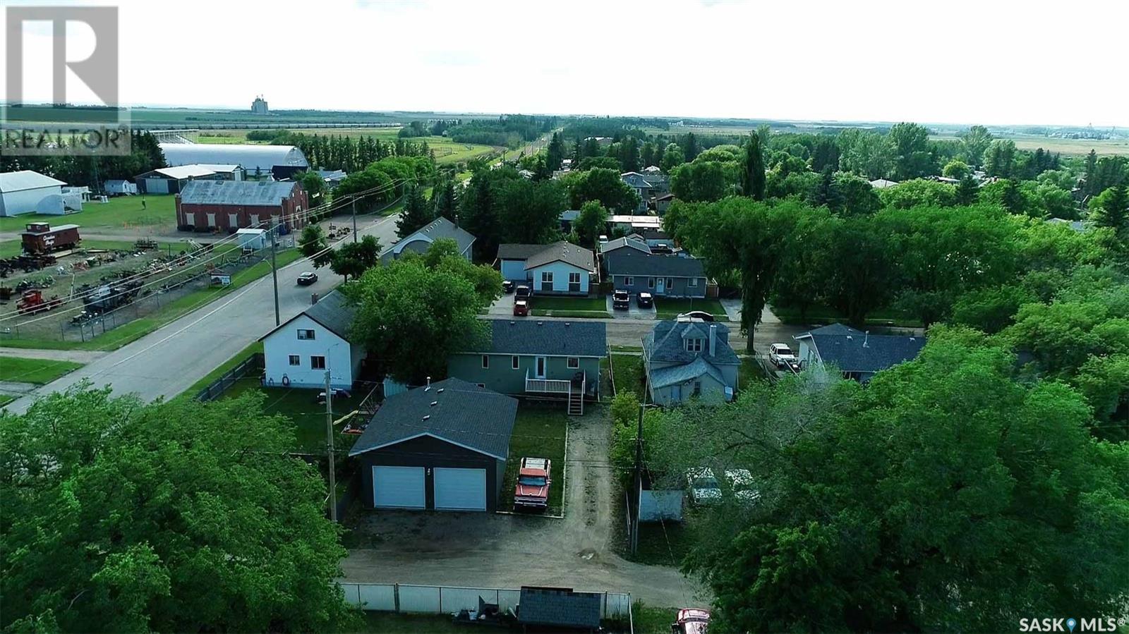 Photo 34 of 216 2nd Avenue S, Melfort SK