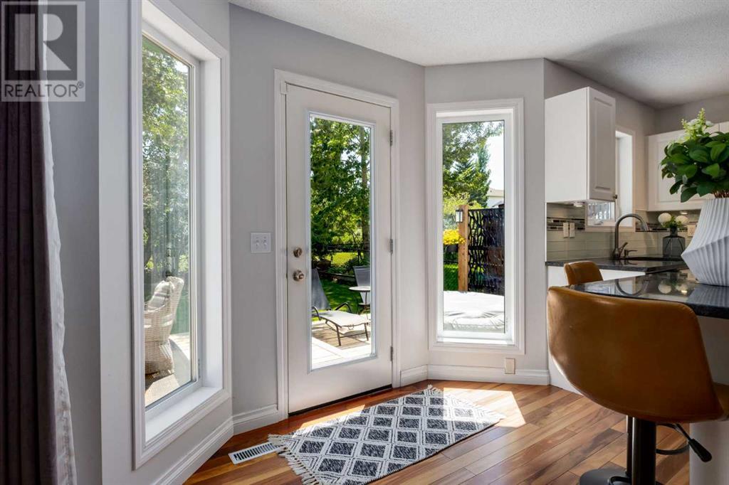 Single Family House for Sale in  Douglas Ridge Green SE Douglasdale/Glen Calgary 