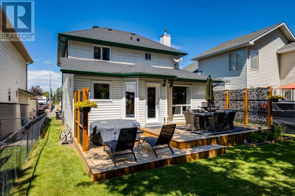 Single Family House for Sale in  Douglas Ridge Green SE Douglasdale/Glen Calgary 