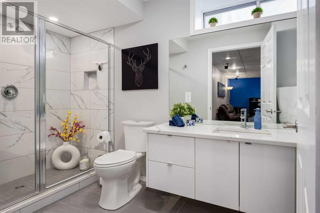 Single Family House for Sale in  Douglas Ridge Green SE Douglasdale/Glen Calgary 