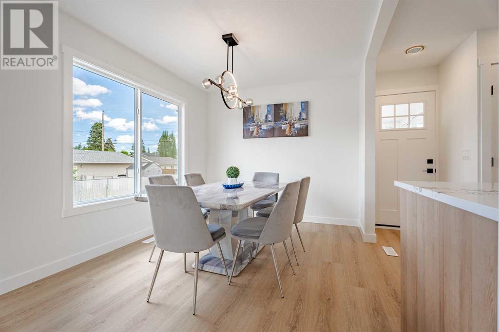 Single Family House Bi-level for Sale in  Huntbourne Road NE Huntington Hills Calgary 