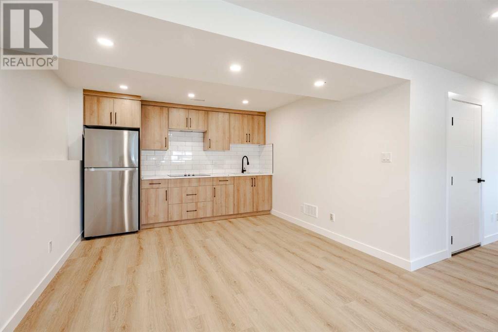 Single Family House Bi-level for Sale in  Huntbourne Road NE Huntington Hills Calgary 