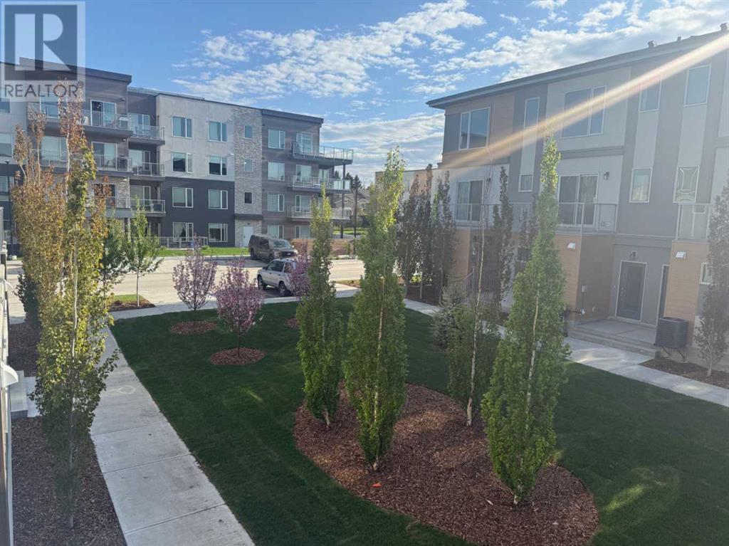 Single Family House for Sale in  Shawnee Square SW Shawnee Slopes Calgary 