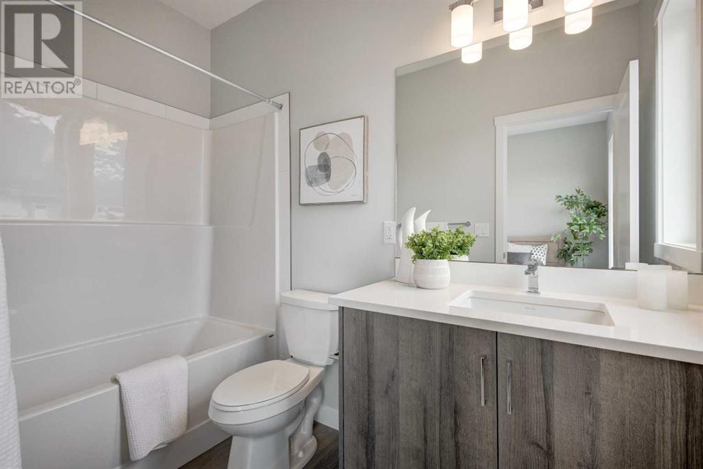 Single Family House for Sale in  Shawnee Square SW Shawnee Slopes Calgary 