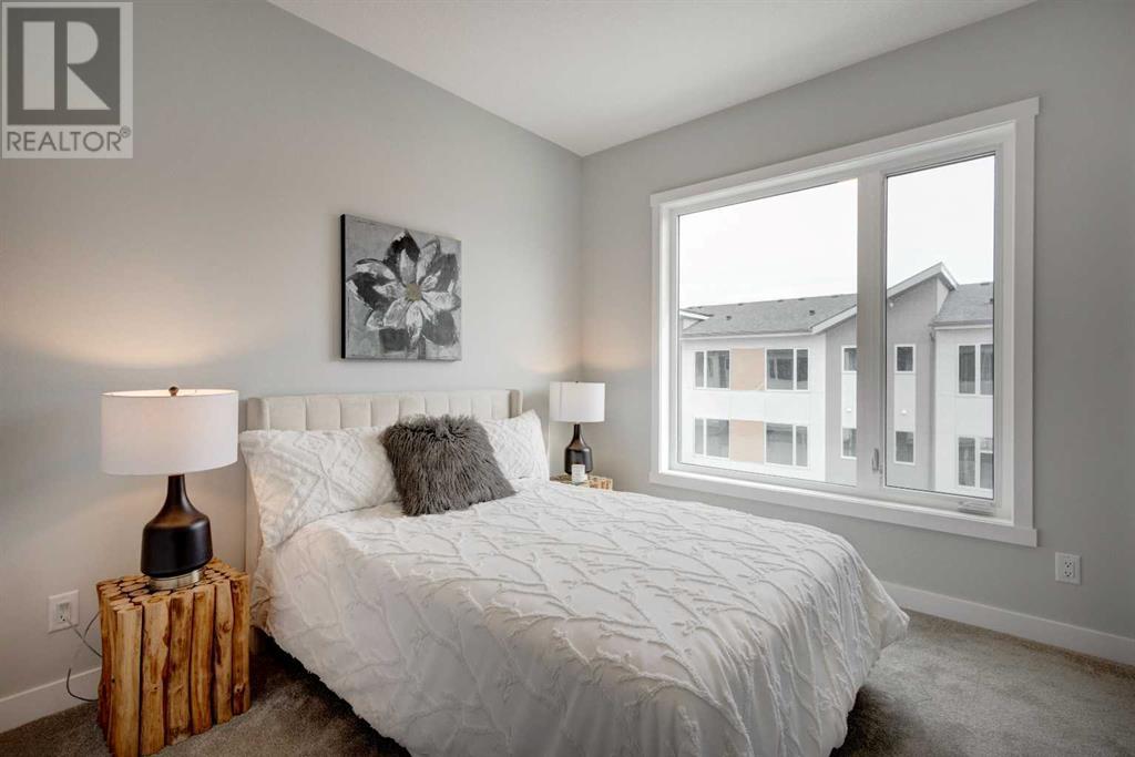 Single Family House for Sale in  Shawnee Square SW Shawnee Slopes Calgary 