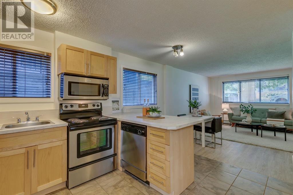 Single Family House for Sale in    Avenue SW Beltline Calgary 