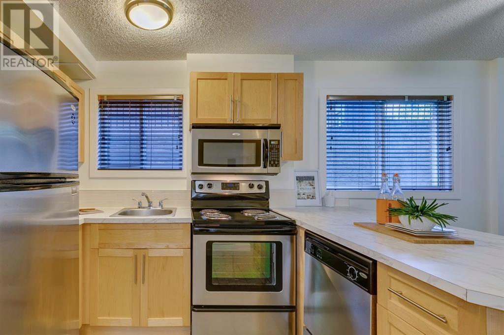 Single Family House for Sale in    Avenue SW Beltline Calgary 