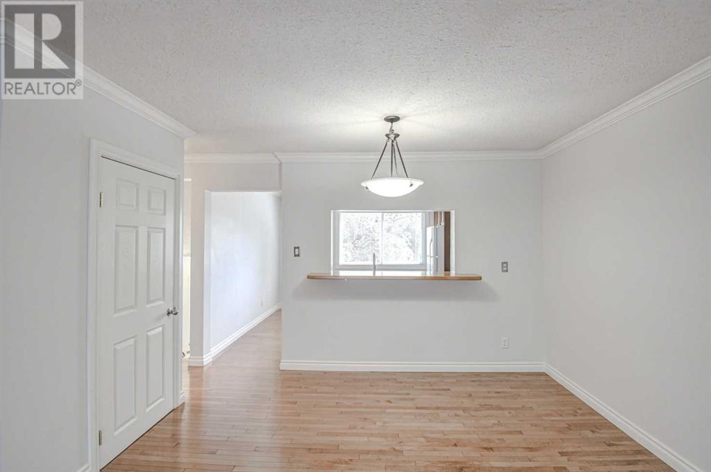 Single Family House for Sale in    Avenue SE Acadia Calgary 
