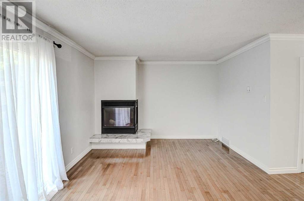 Single Family House for Sale in    Avenue SE Acadia Calgary 