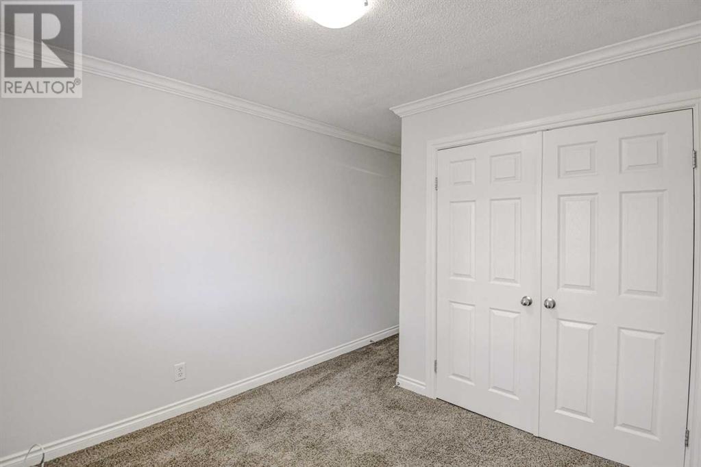 Single Family House for Sale in    Avenue SE Acadia Calgary 