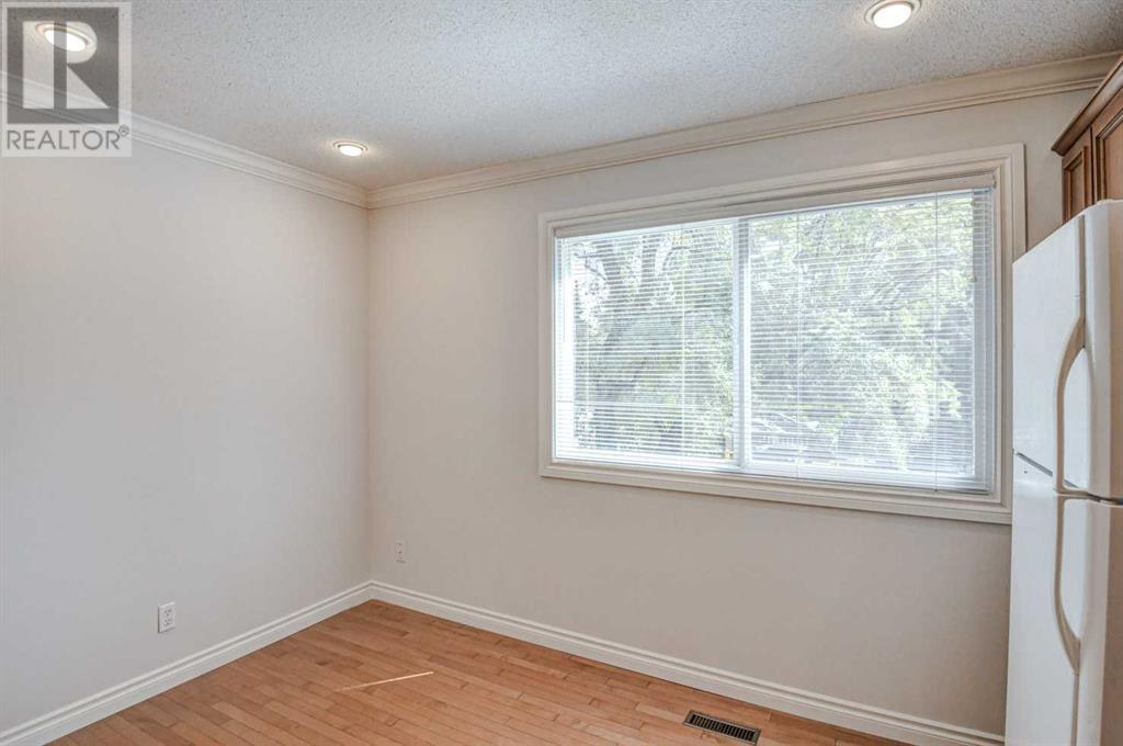 Single Family House for Sale in    Avenue SE Acadia Calgary 