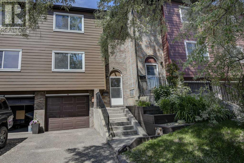 Single Family House for Sale in    Avenue SE Acadia Calgary 