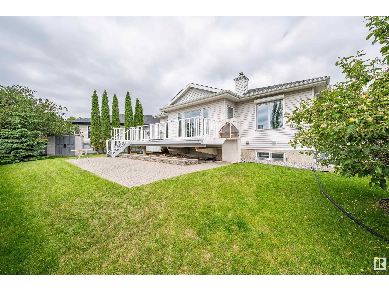 Photo 32 of 4927 152 Av Nw, Edmonton AB