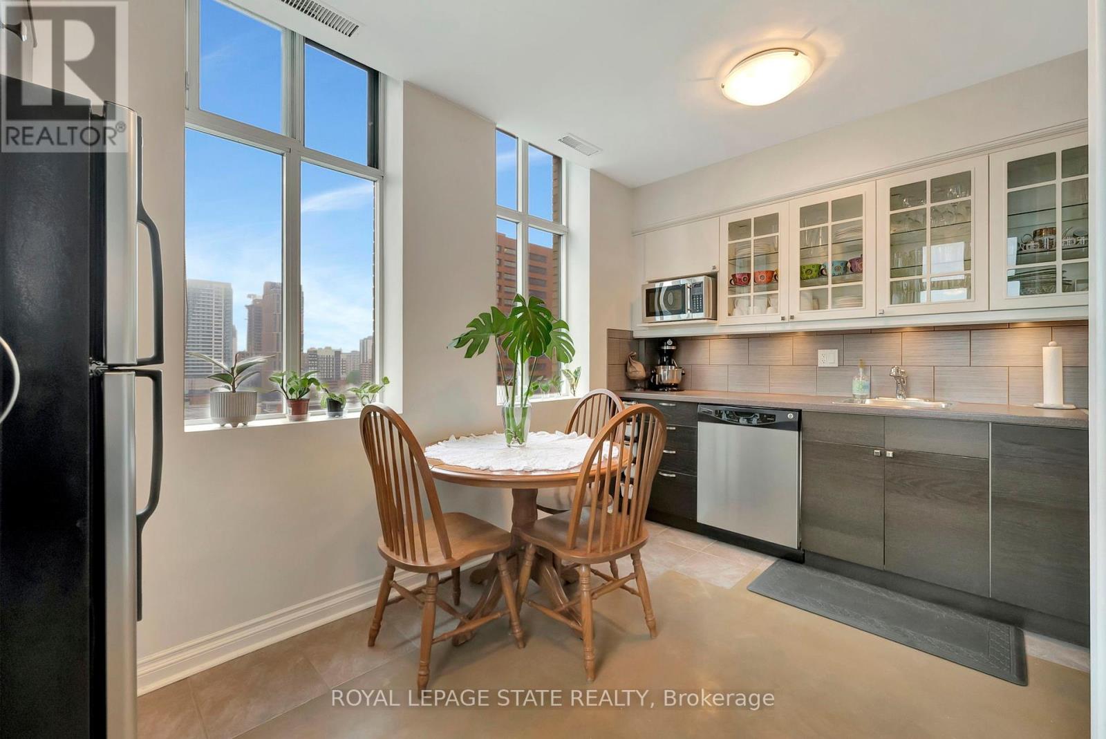 Photo 19 of 1205 36 James Street S, Hamilton ON