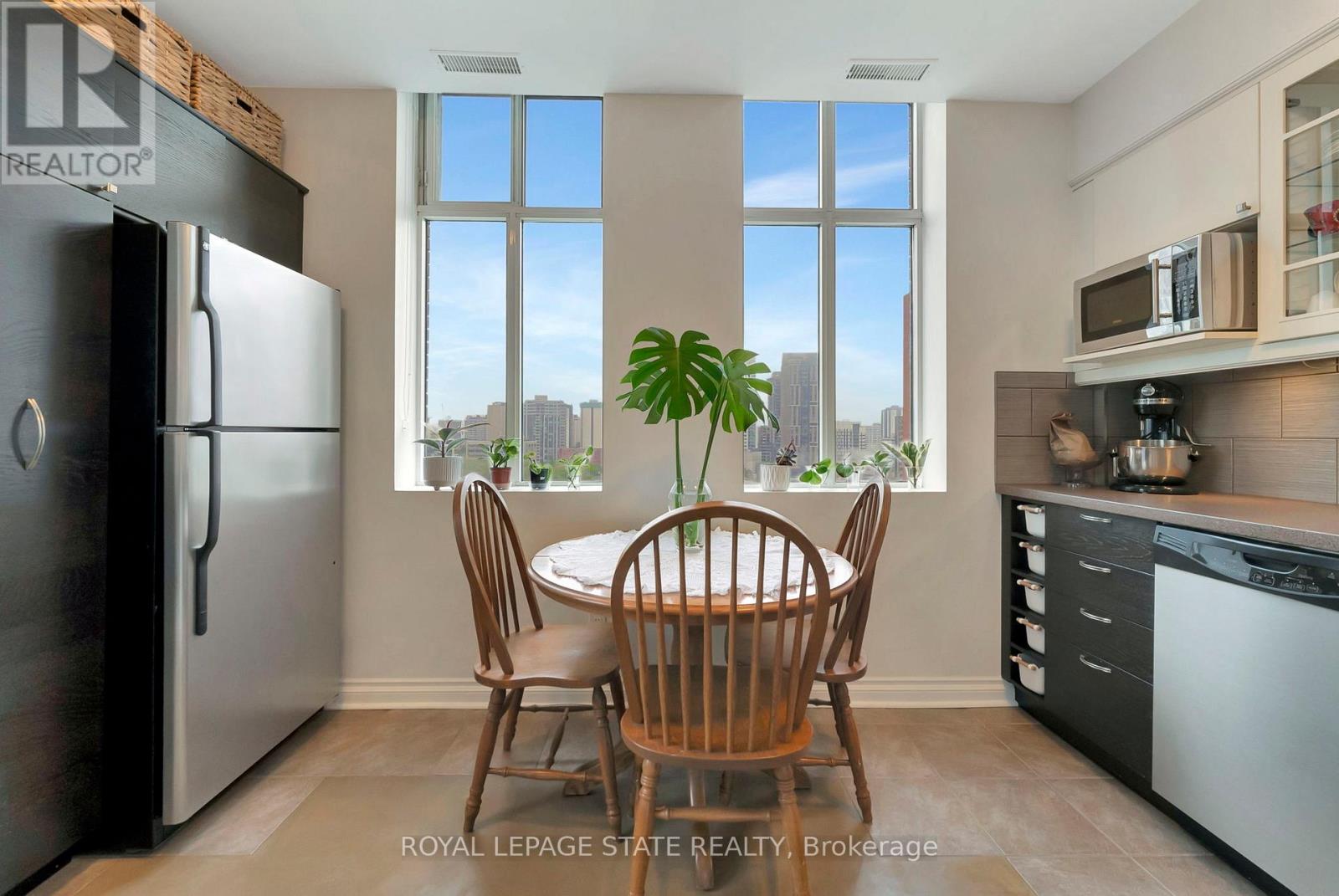 Photo 21 of 1205 36 James Street S, Hamilton ON