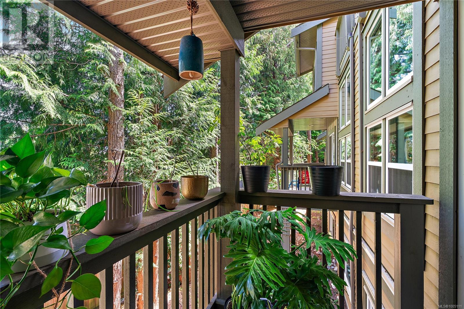Single Family House Westcoast for Sale in   Mallek Cres Victoria 
