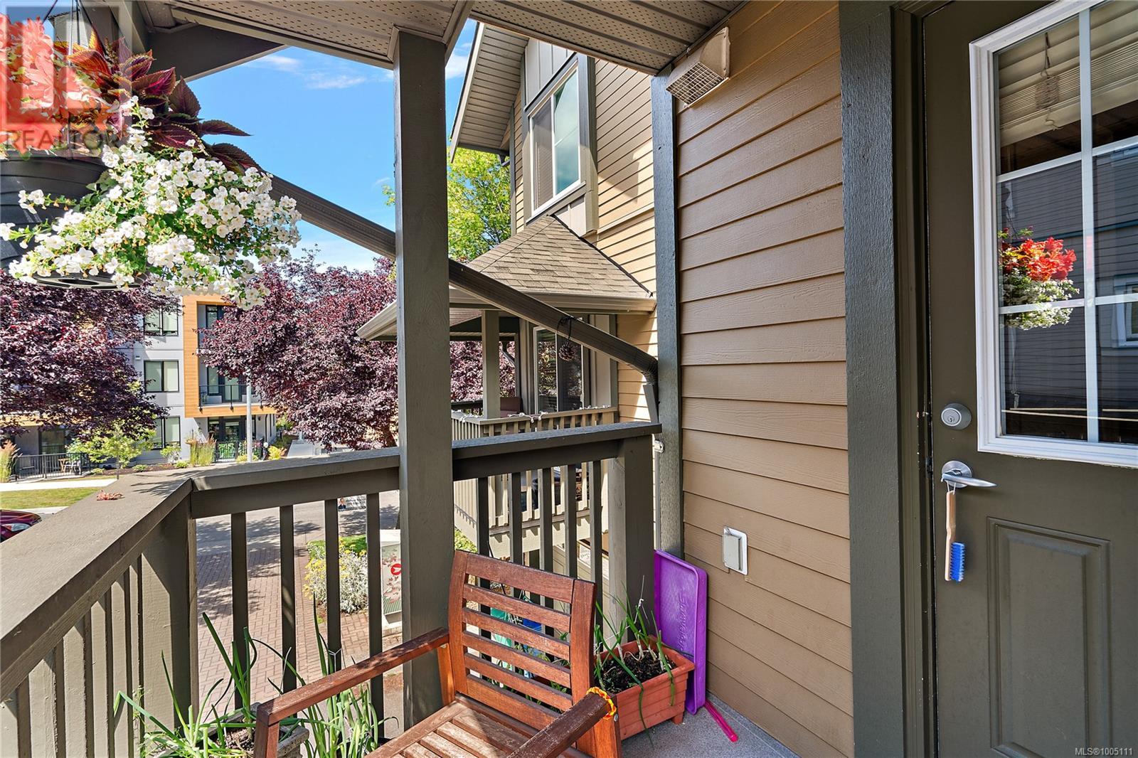 Single Family House Westcoast for Sale in   Mallek Cres Victoria 