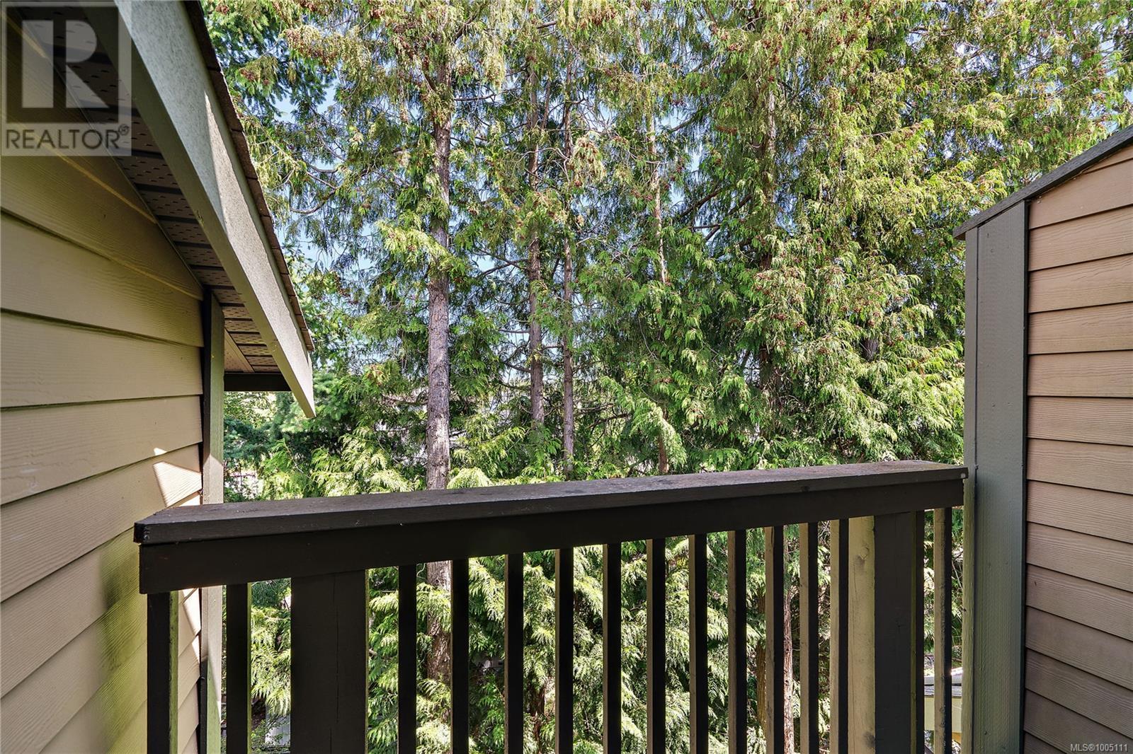 Single Family House Westcoast for Sale in   Mallek Cres Victoria 
