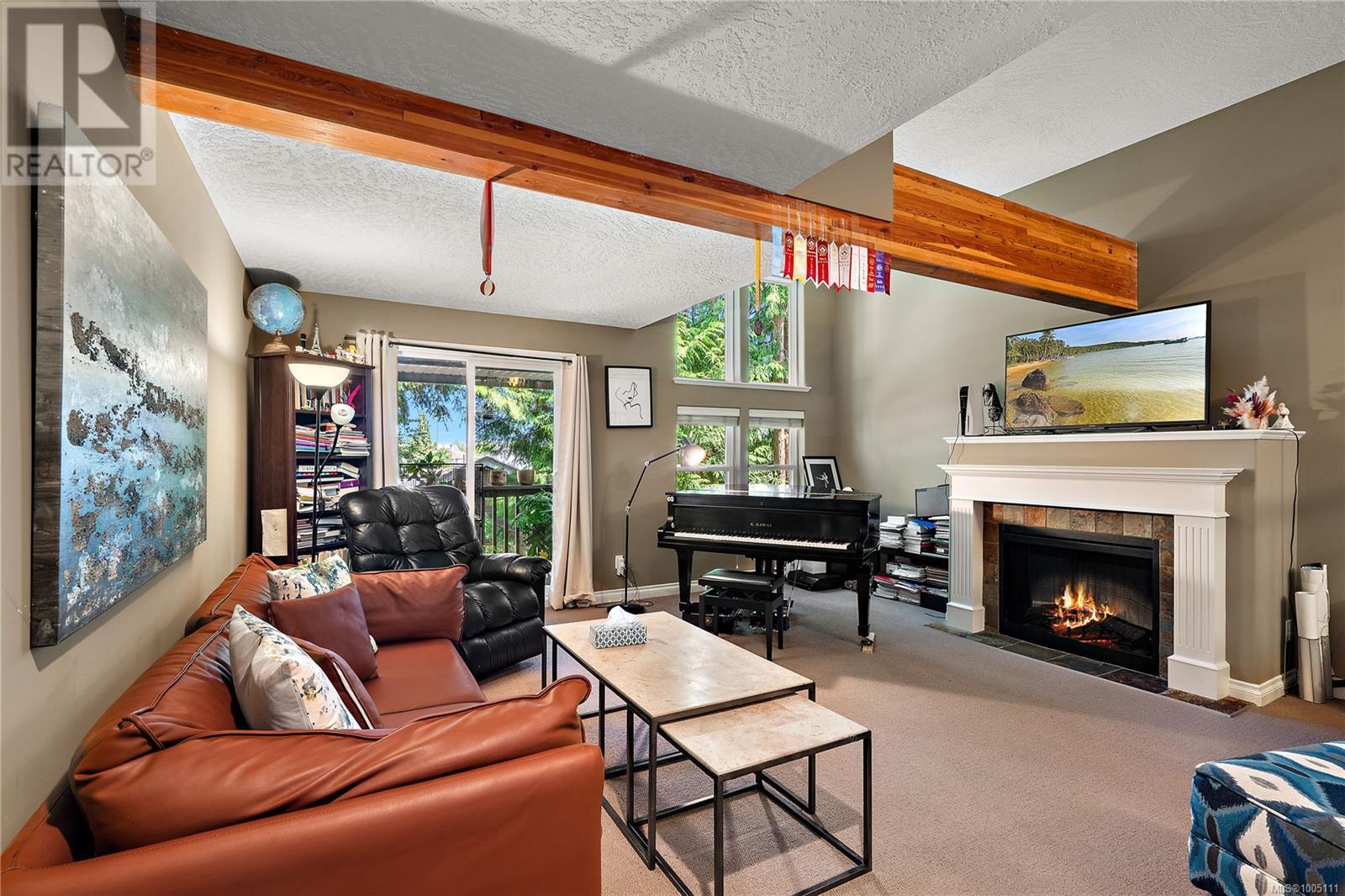 Single Family House Westcoast for Sale in   Mallek Cres Victoria 