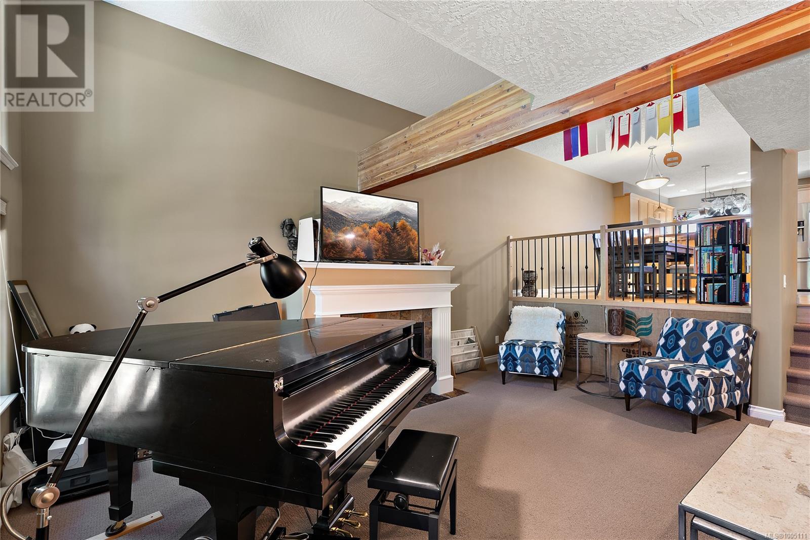 Single Family House Westcoast for Sale in   Mallek Cres Victoria 