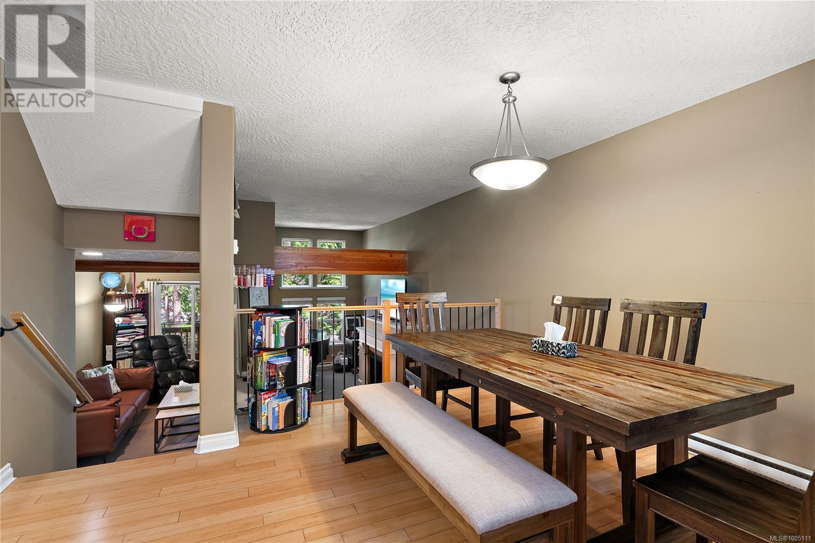 Single Family House Westcoast for Sale in   Mallek Cres Victoria 