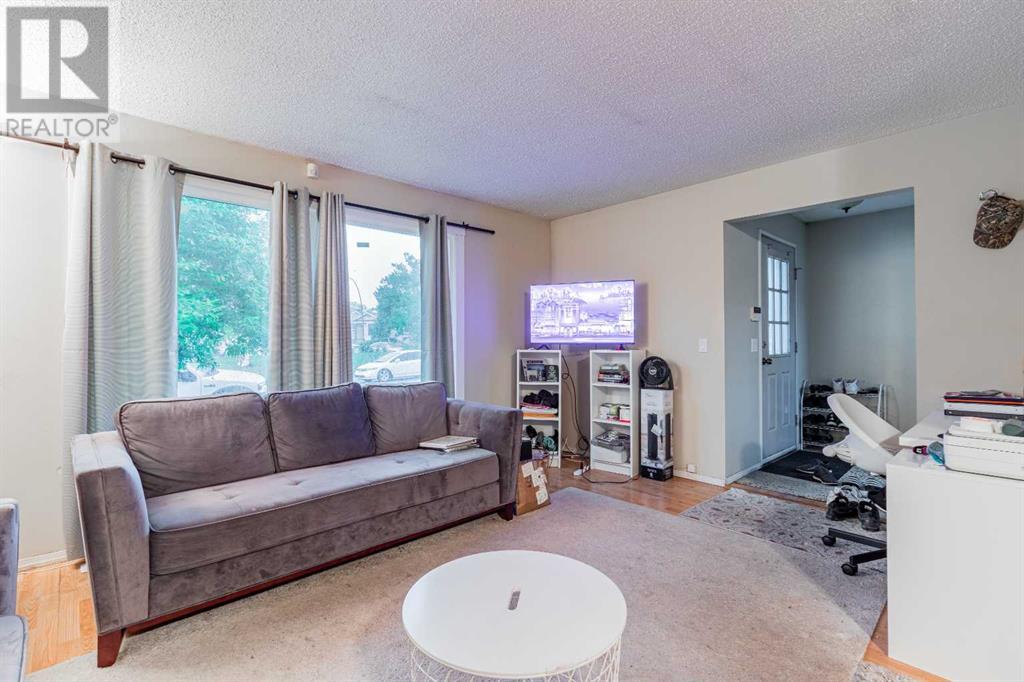 Single Family House Bungalow for Sale in  Castlegrove Road NE Castleridge Calgary 
