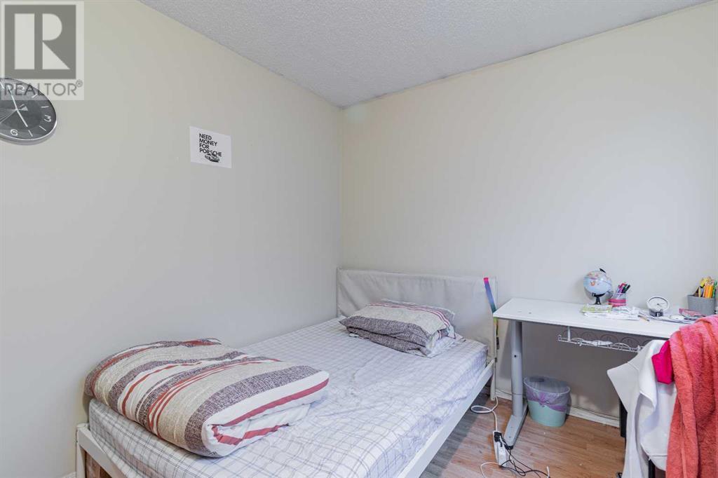 Single Family House Bungalow for Sale in  Castlegrove Road NE Castleridge Calgary 