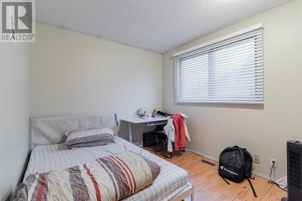 Single Family House Bungalow for Sale in  Castlegrove Road NE Castleridge Calgary 