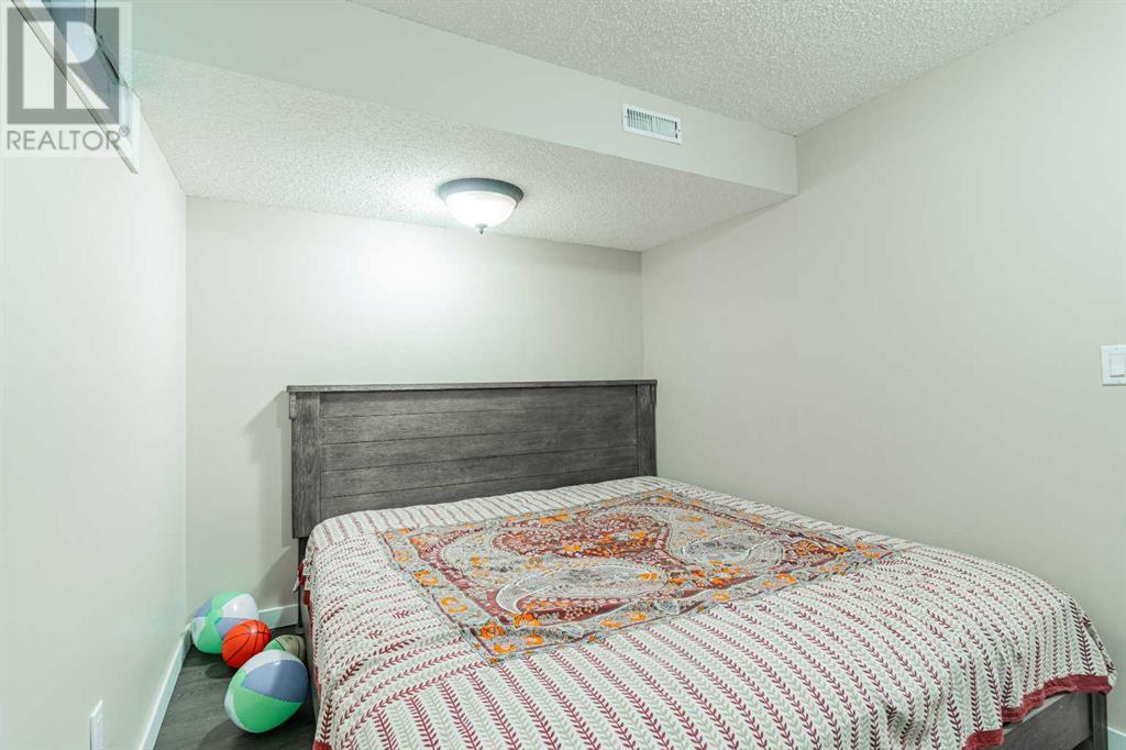Single Family House Bungalow for Sale in  Castlegrove Road NE Castleridge Calgary 