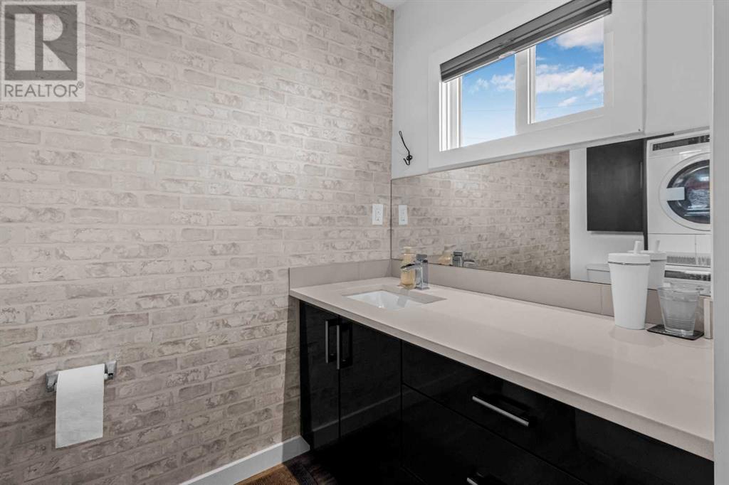 Single Family House for Sale in   Avenue NE Highland Park Calgary 