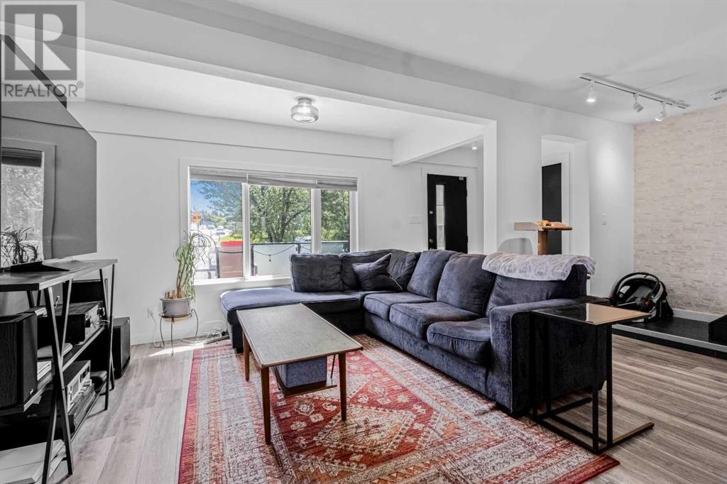 Single Family House for Sale in   Avenue NE Highland Park Calgary 