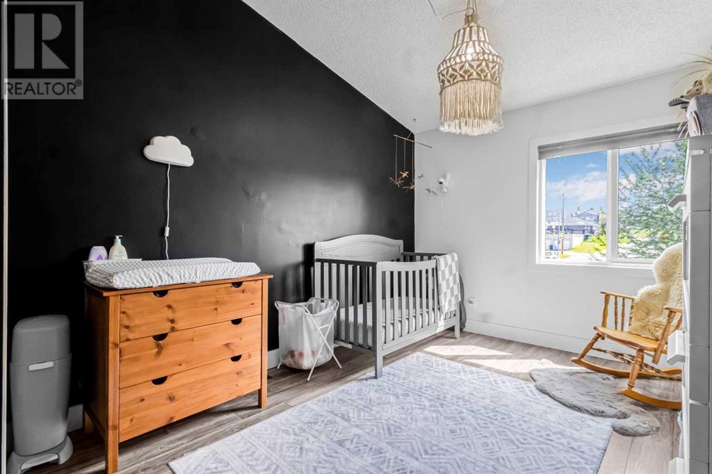 Single Family House for Sale in   Avenue NE Highland Park Calgary 