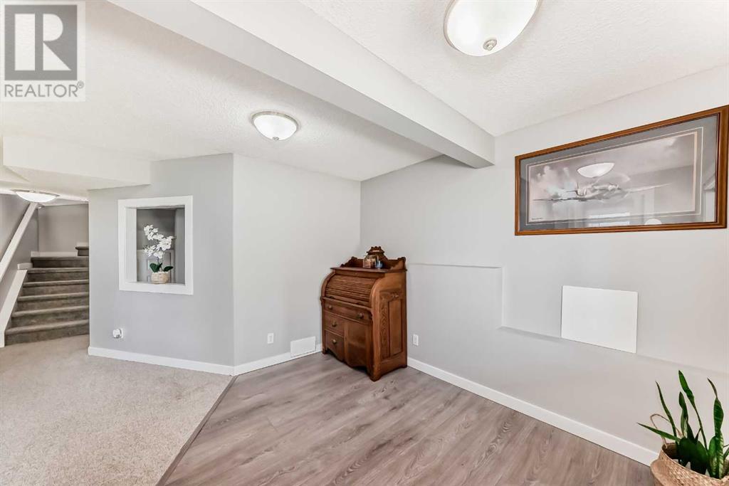 Single Family House for Sale in  Coverton Circle NE Coventry Hills Calgary 
