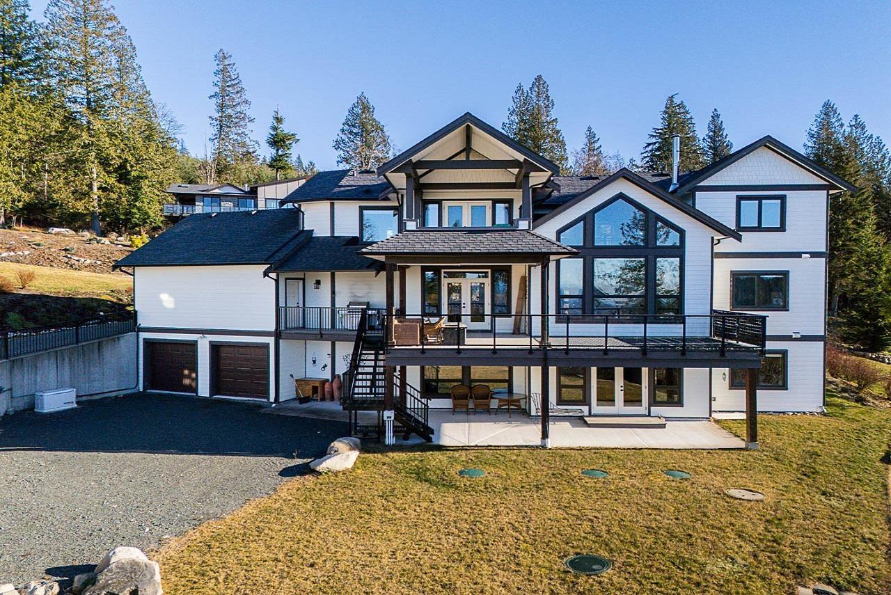 Photo 2 of 12 37885 Bakstad Road, Abbotsford BC