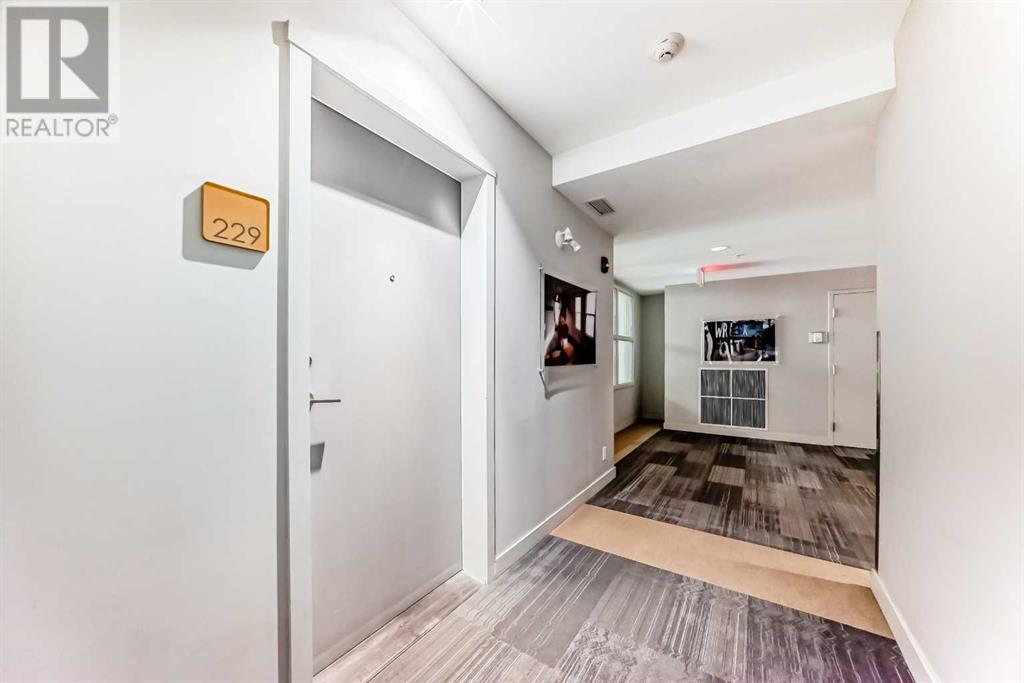 Single Family House for Sale in    Avenue NW Sunnyside Calgary 