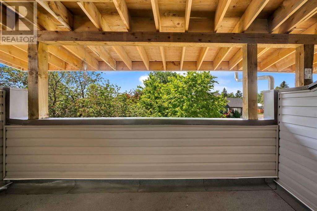 Single Family House for Sale in  Ranch Glen Drive NW Ranchlands Calgary 