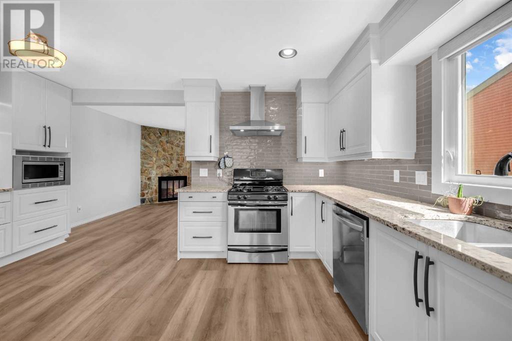 Single Family House for Sale in  Ranch Glen Drive NW Ranchlands Calgary 