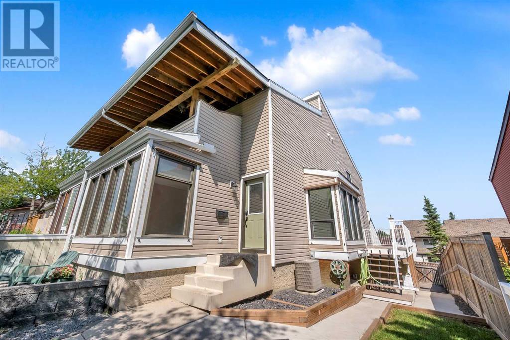 15 Ranch Glen Drive NW, Calgary, Alberta