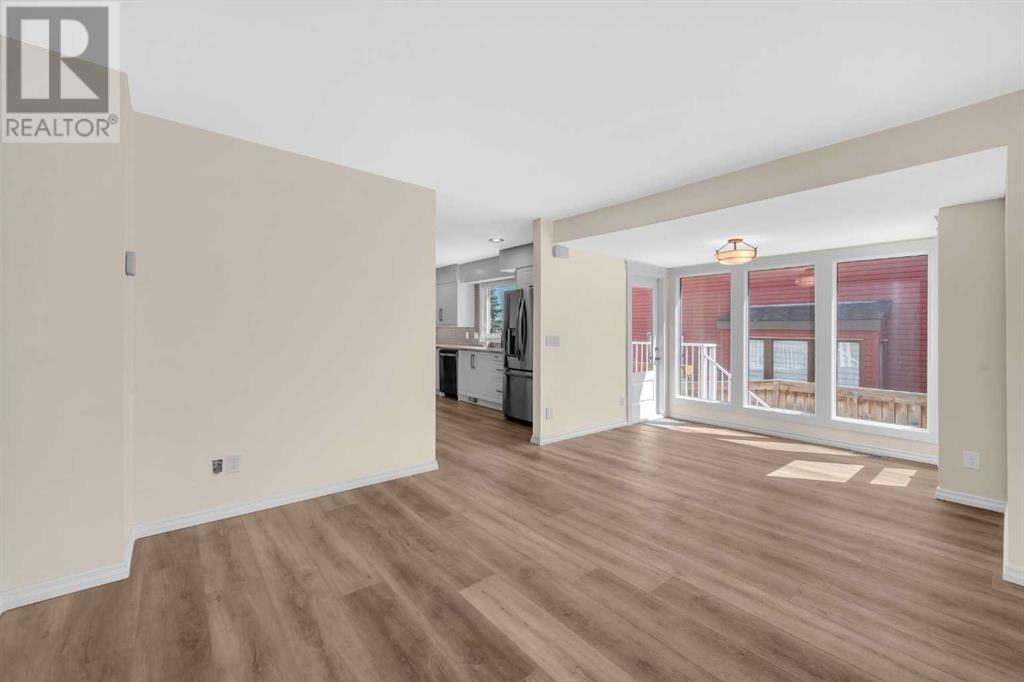 Single Family House for Sale in  Ranch Glen Drive NW Ranchlands Calgary 