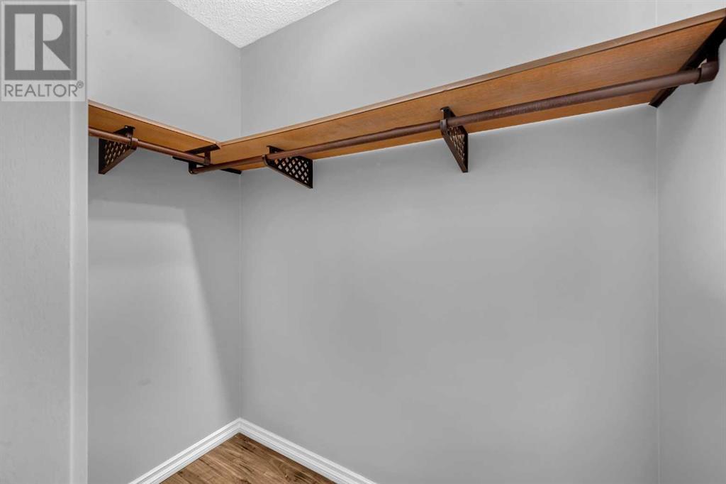 Single Family House for Sale in  Ranch Glen Drive NW Ranchlands Calgary 
