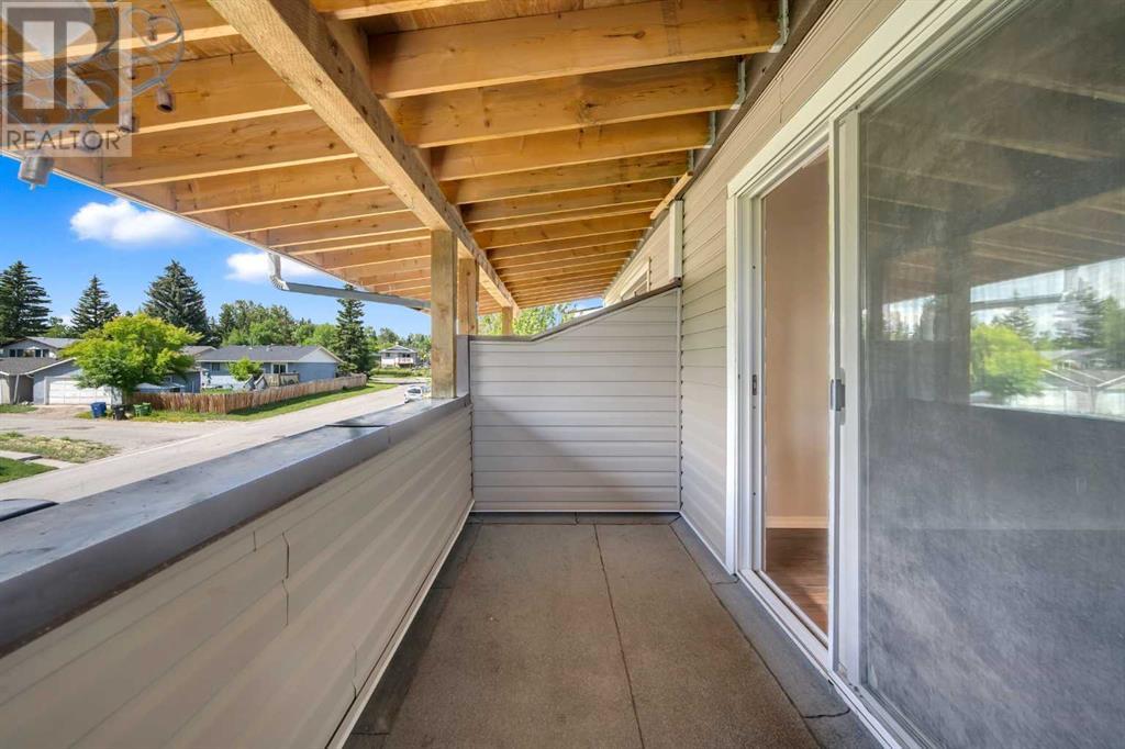 Single Family House for Sale in  Ranch Glen Drive NW Ranchlands Calgary 