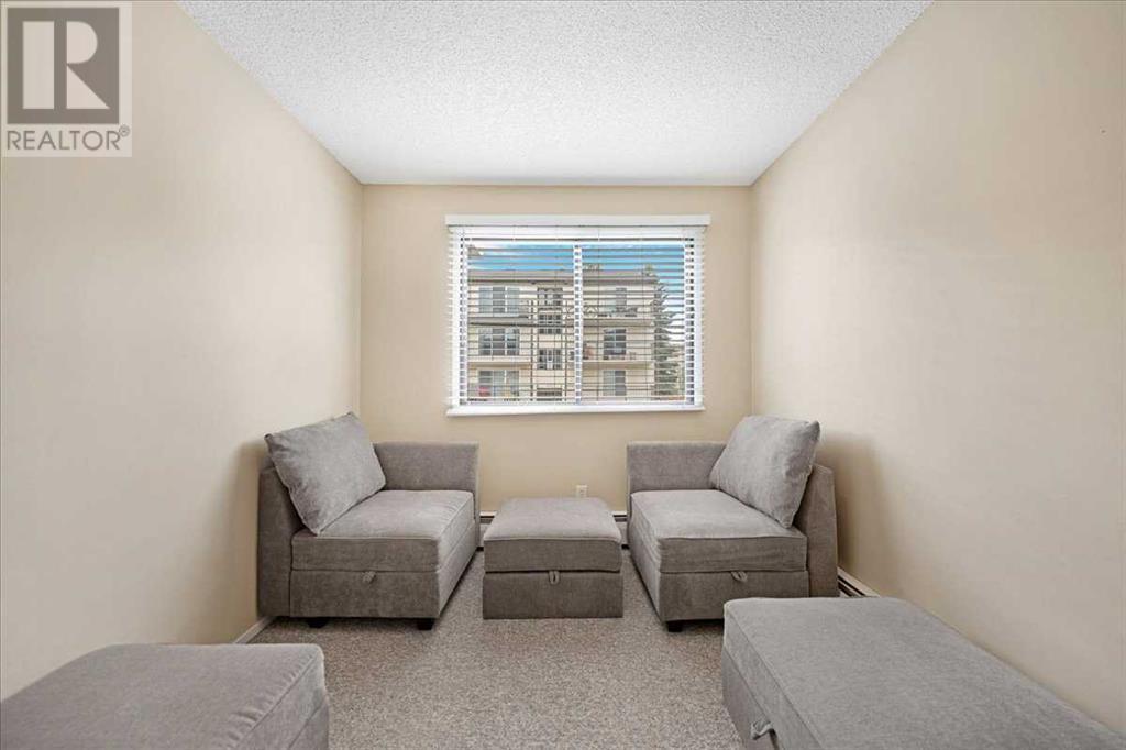 Single Family House for Sale in    Avenue SW Windsor Park Calgary 